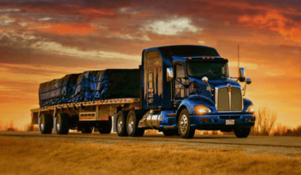 Read more about the article Five Reasons to Become a Flatbed Driver Right Now